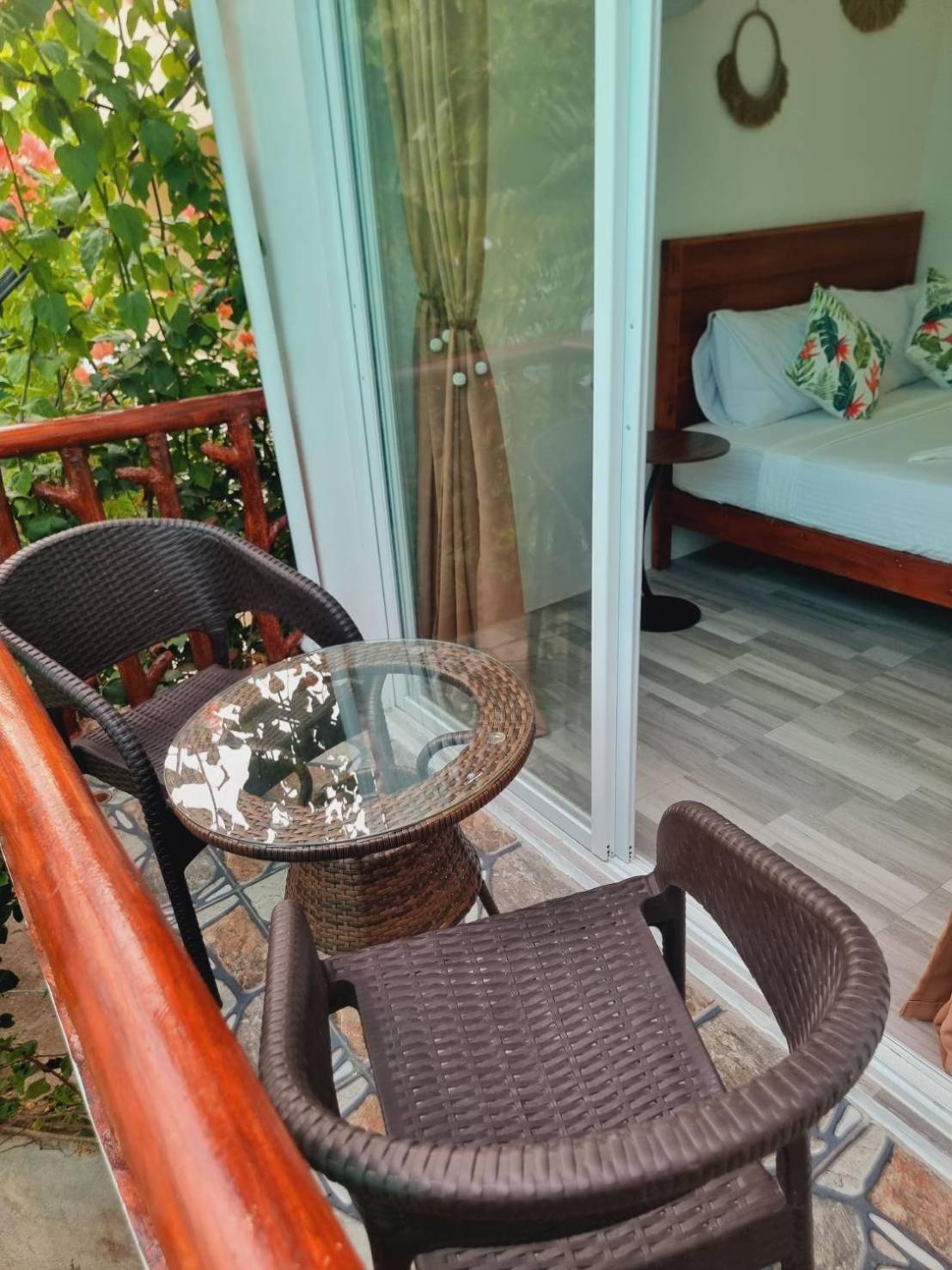 Cinta Hotel Balabag (Boracay)